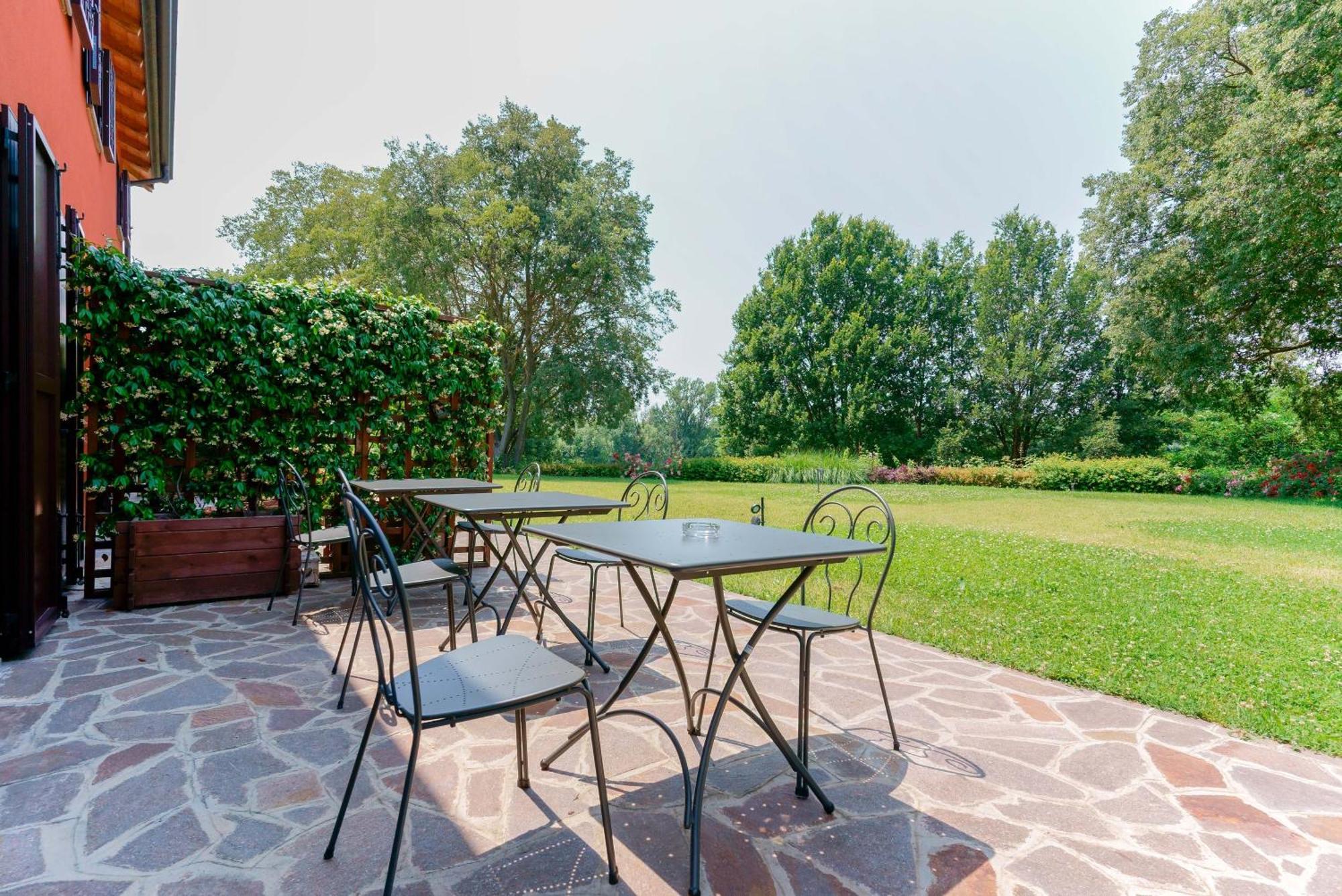 B&B Hole6 Castenaso Exterior foto